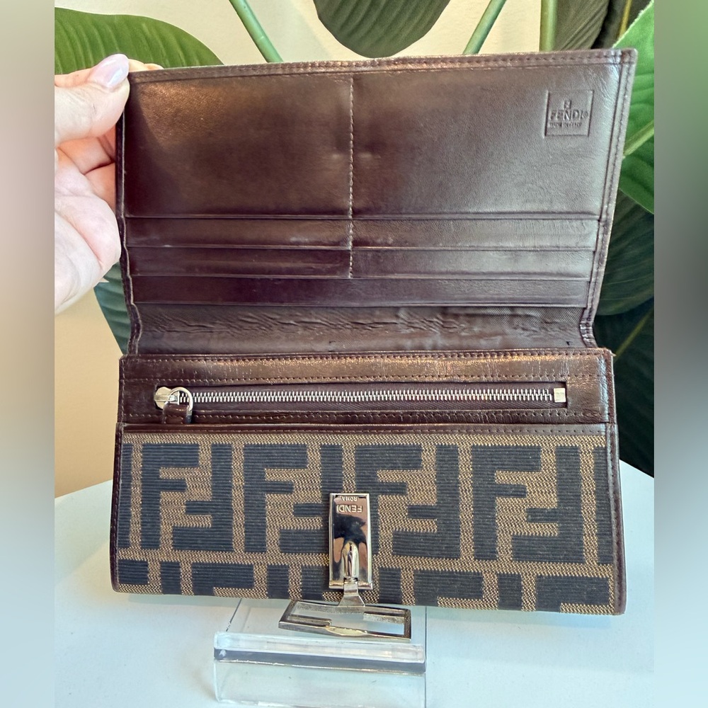 Fendi ‘Zucca’ long wallet - Picture 4 of 7